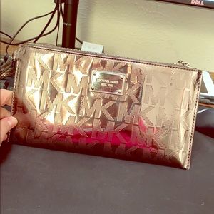 Michael Kors wristlet